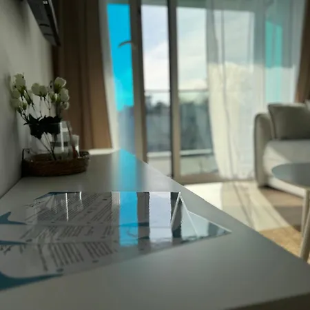 Apartment 4summer White Blue Sauna&fitness&parking 100 Metrów Do Pięknej Szerokiej Piaszczystej Plaży, Wspaniały Widok Z Dużego Tarasu! 100 Meter Zu Einem Schönen Breiten Sandstrand, Herrliche Aussicht Von Einer Großen Terrasse! Kolberg