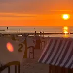 Apartamento 4summer White Blue Sauna&fitness&parking 100 Metrów Do Pięknej Szerokiej Piaszczystej Plaży, Wspaniały Widok Z Dużego Tarasu! 100 Meter Zu Einem Schönen Breiten Sandstrand, Herrliche Aussicht Von Einer Großen Terrasse!