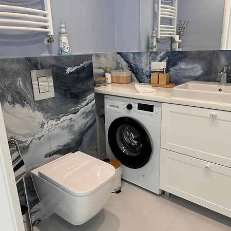 4summer Blue Maris White Blue Sauna & Fitness & Parking 100 Metrow Do Pieknej Szerokiej Piaszczystej Plazy, 100 Meter Zu Einem Schoenen Breiten Sandstrand Kołobrzeg