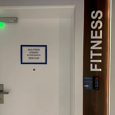 4summer Blue Maris White Blue Sauna & Fitness & Parking 100 Metrow Do Pieknej Szerokiej Piaszczystej Plazy, 100 Meter Zu Einem Schoenen Breiten Sandstrand Kolobrzeg