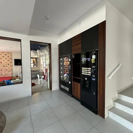 Lejlighed 4summer Blue Maris White Blue Sauna & Fitness & Parking 100 Metrow Do Pieknej Szerokiej Piaszczystej Plazy, 100 Meter Zu Einem Schoenen Breiten Sandstrand Kołobrzeg