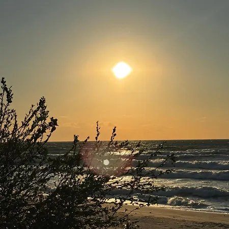 Lejlighed 4summer Blue Maris White Blue Sauna & Fitness & Parking 100 Metrow Do Pieknej Szerokiej Piaszczystej Plazy, 100 Meter Zu Einem Schoenen Breiten Sandstrand Kołobrzeg